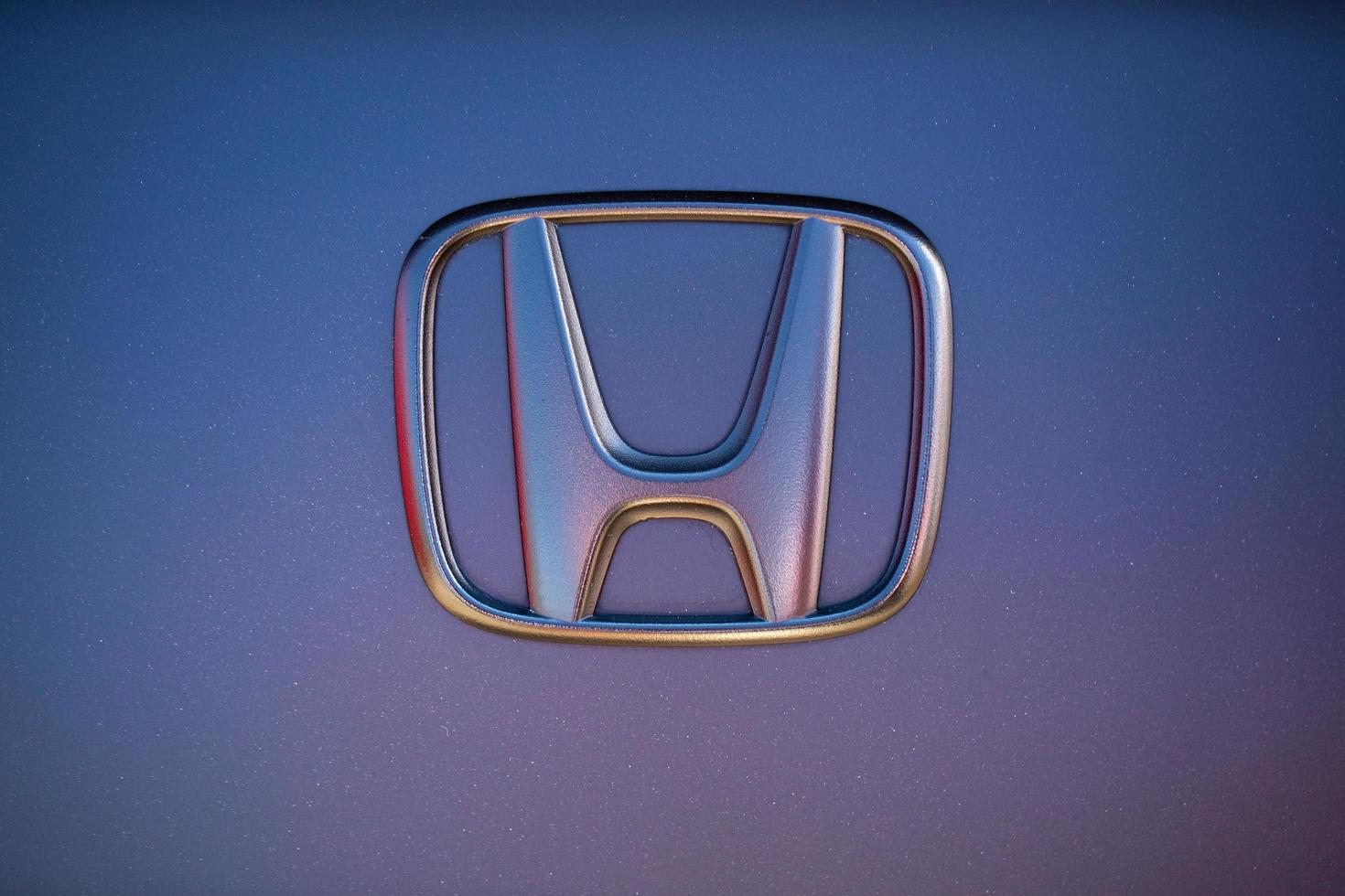 25 de agosto de 2018 rusia san petersburgo, logotipo de honda foto