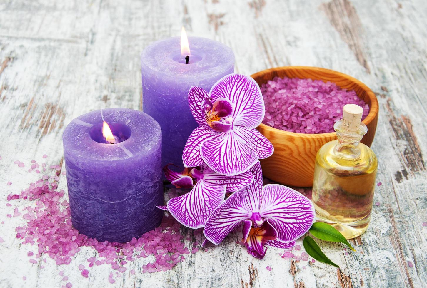 Spa products with orchids photo