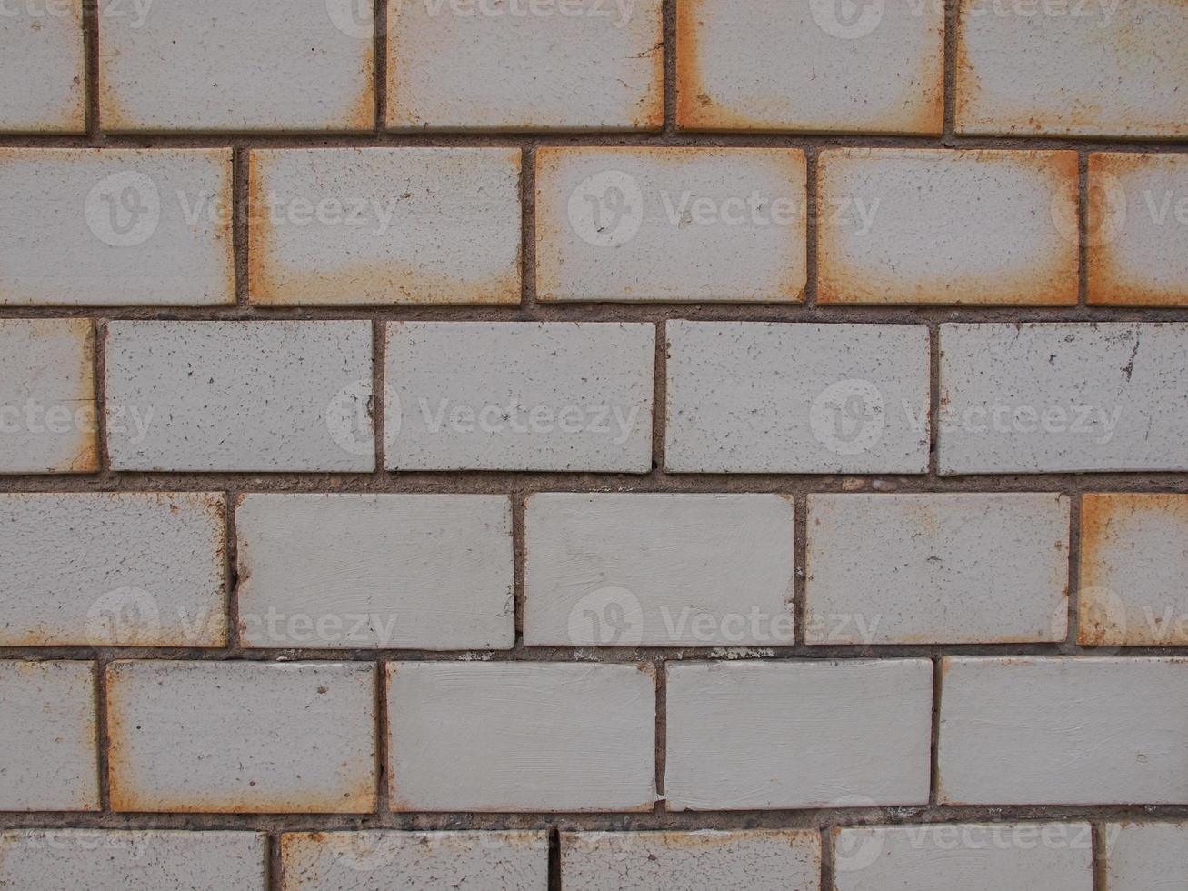 White bricks wall photo