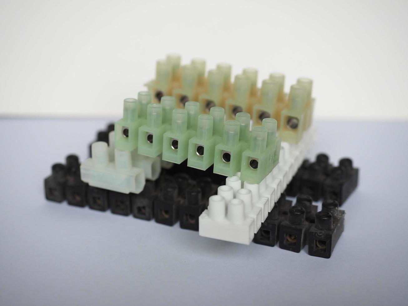 electrical terminal block photo
