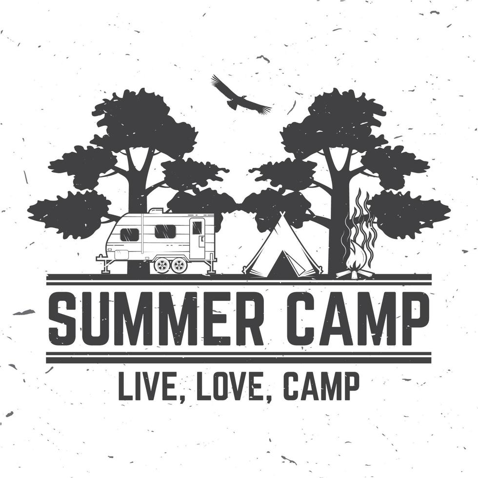 campamento de verano. ilustración vectorial concepto de camiseta o logotipo, estampado, sello o camiseta. vector