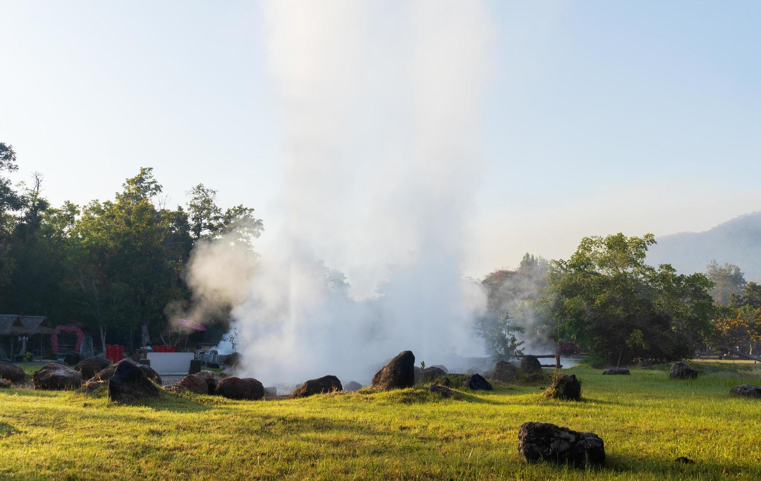 paisaje san kamphaeng hotspring chiang mai, tailandia foto