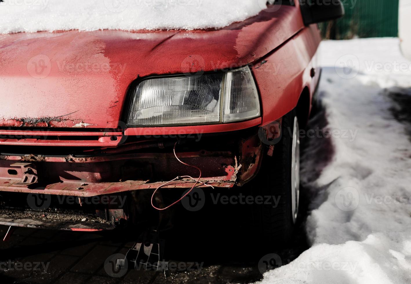 worn out old car. photo