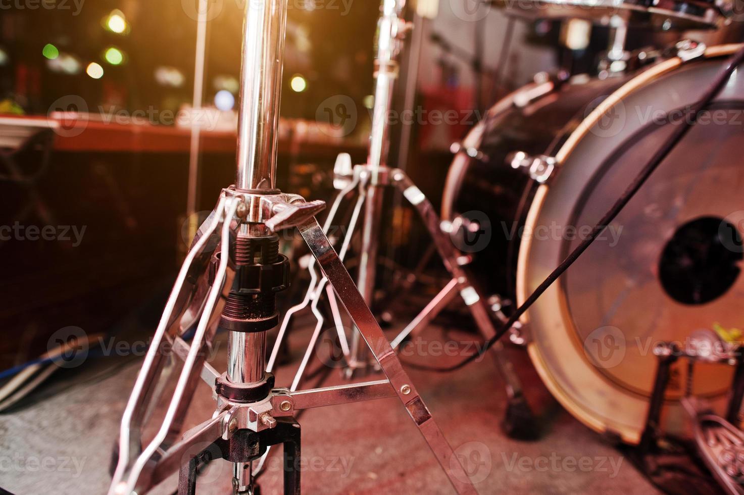 Drum set and drum rack photo