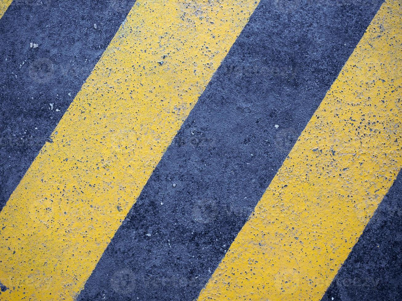 Yellow and black stripes photo