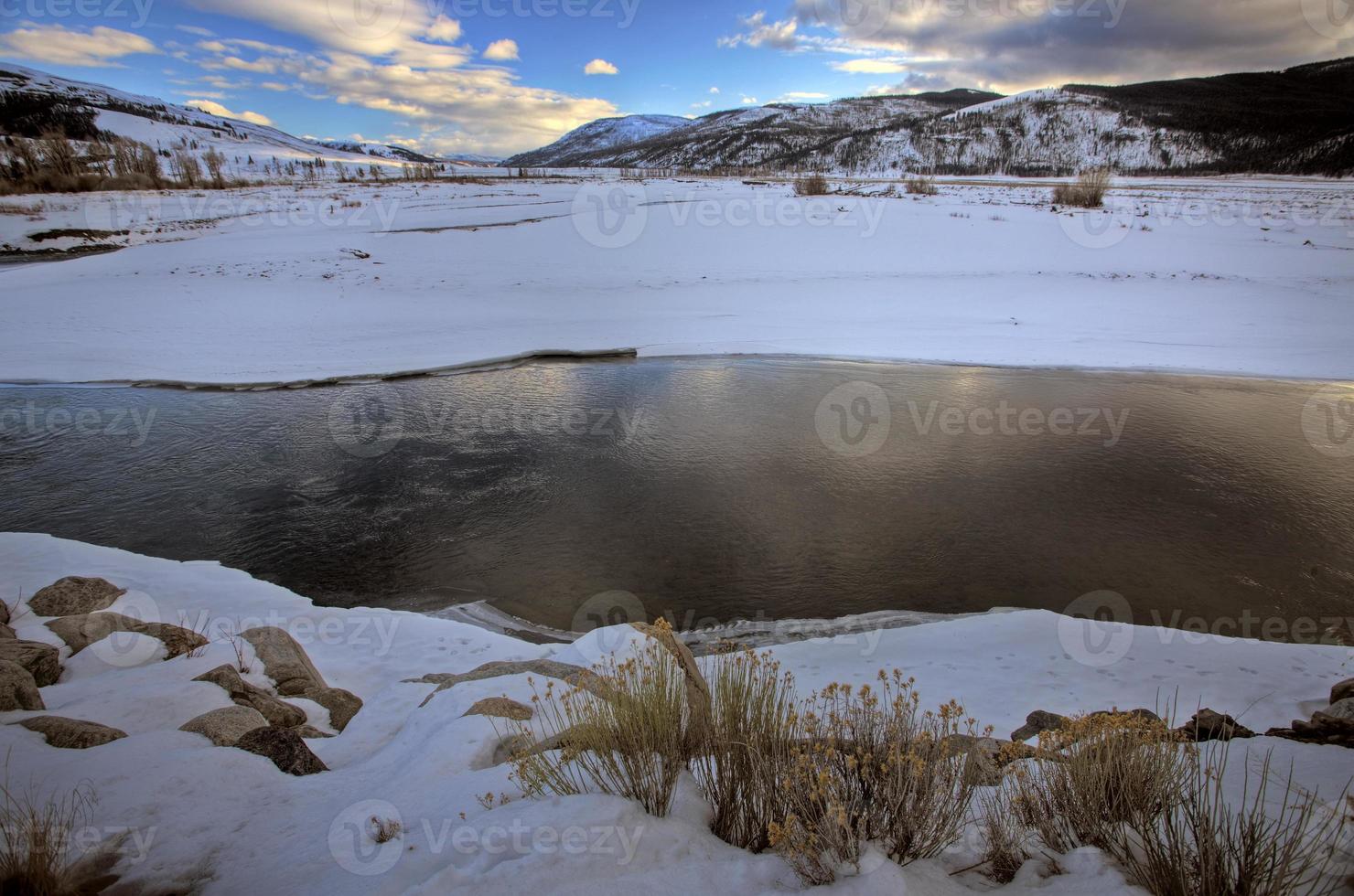Yellowstone Park Wyoming Winter Snow photo