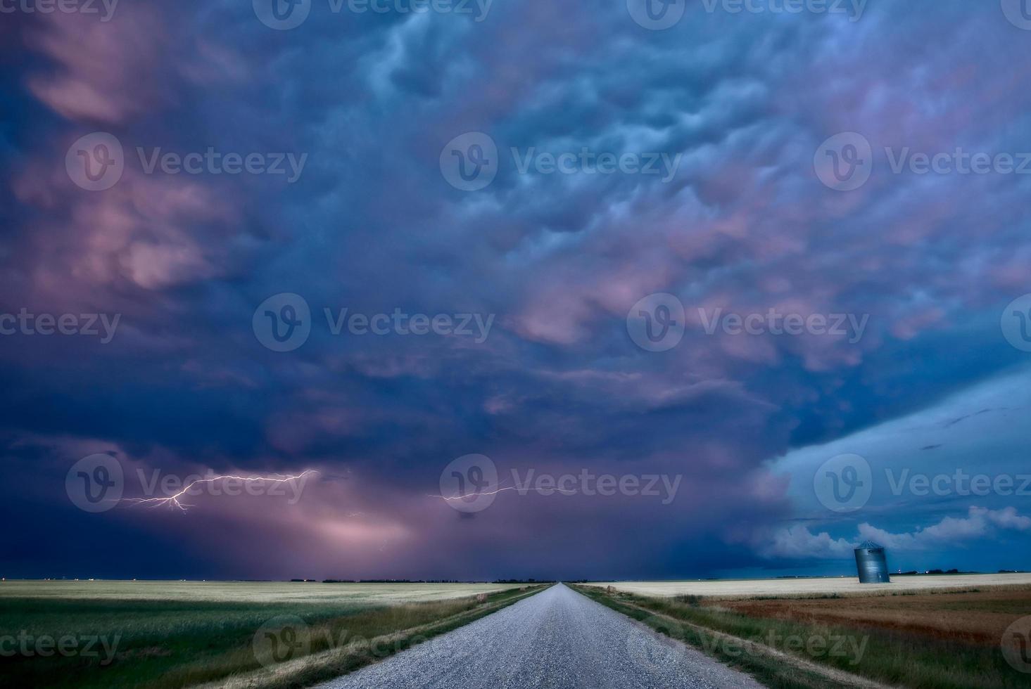 Night Lightning Canada photo