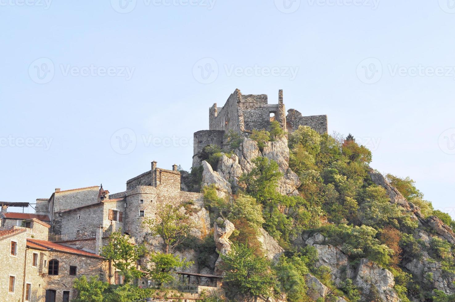 castelvecchio di rocca barbena foto