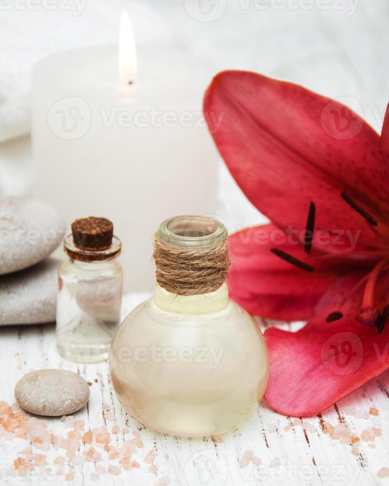 productos de spa con lirios foto