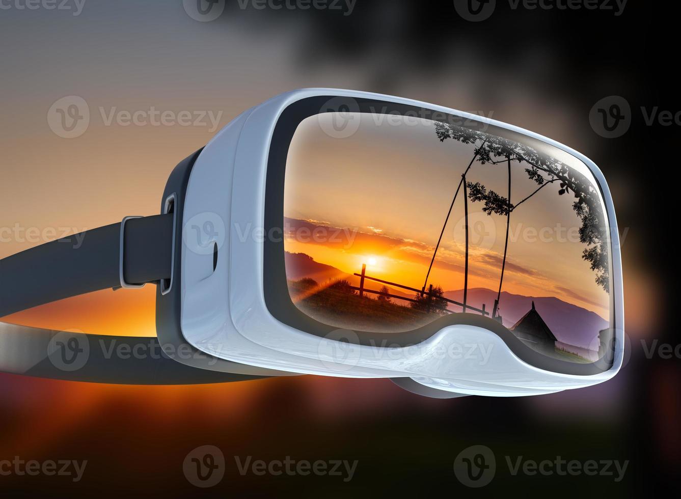 casco de realidad virtual, doble exposición, silueta de personas al atardecer foto