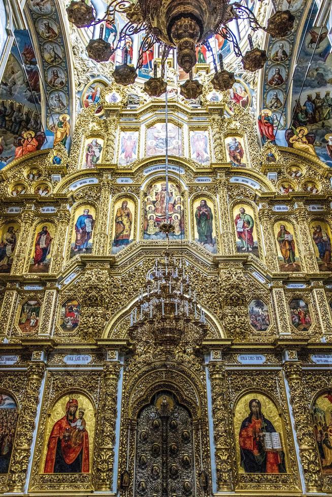 kyevo-pecherschka lavra, altar dentro de la catedral de la dormición, lavra superior, kiev, ucrania foto