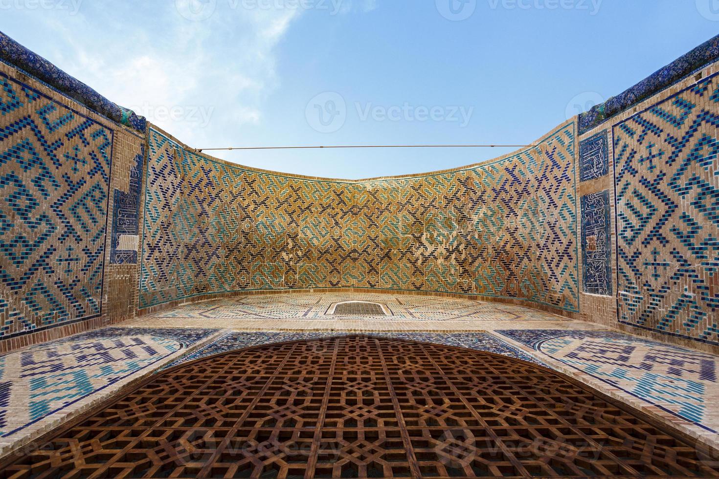 exterior de la mezquita kok gumbaz en shahrisabz, qashqadaryo, uzbekistán, asia central foto