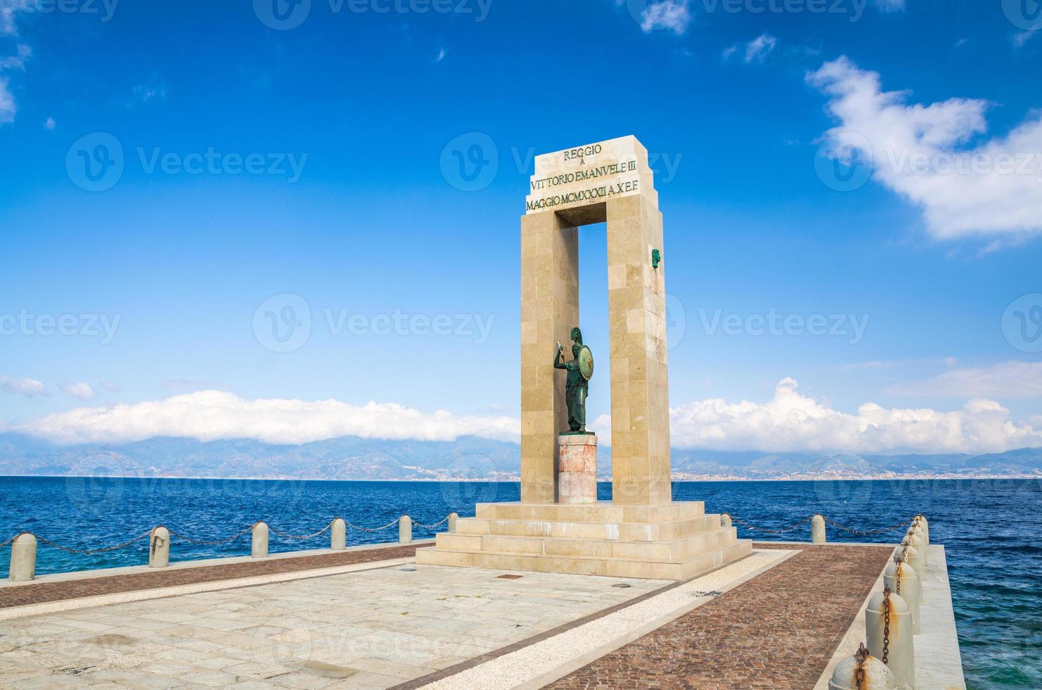 Athena goddess Statue, Reggio di Calabria, Southern Italy photo