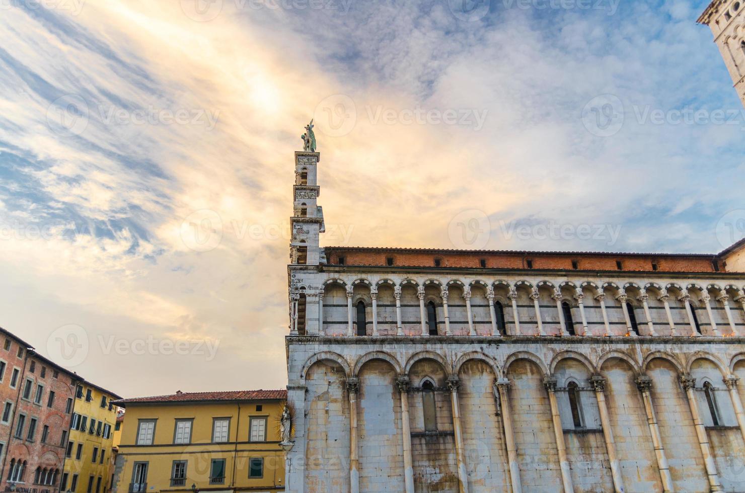 chiesa di san michele in foro st michael iglesia católica romana foto