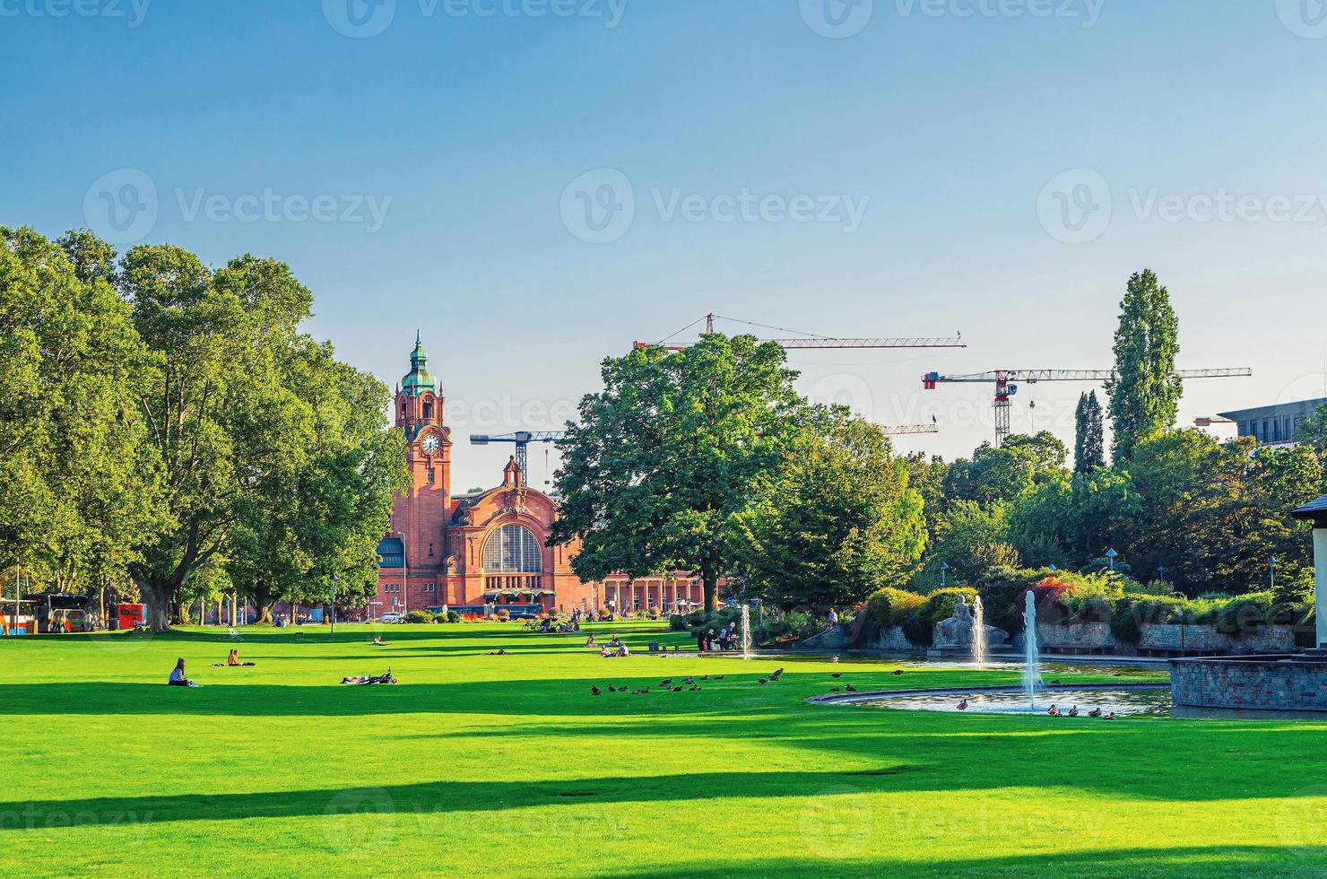 Wiesbaden Hauptbahnhof central railway station photo