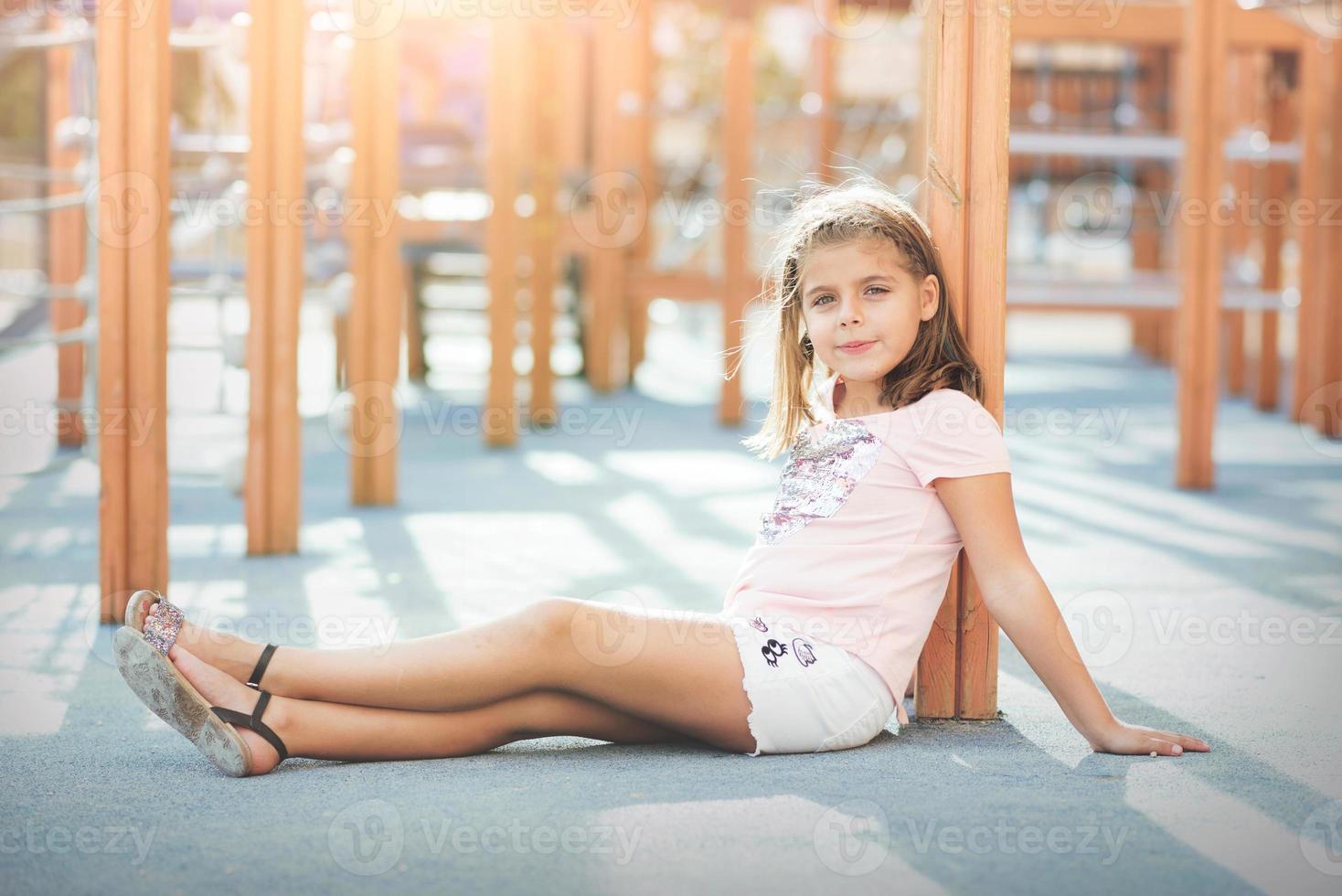 pretty girl outdoor photo