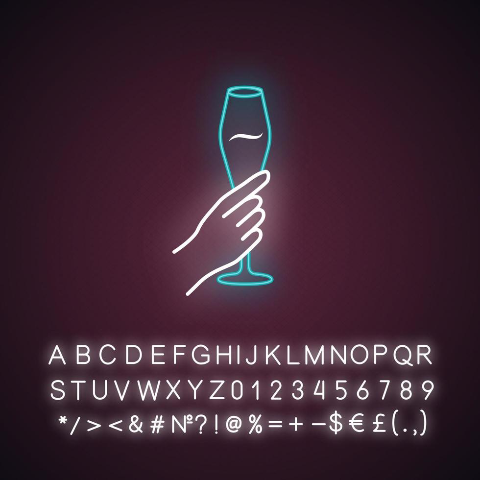 mano que sostiene el icono de la luz de neón azul de la copa de vino de tulipán. Copa de champán. vaso de bebida alcohólica. servicio de vino celebracion. signo brillante con alfabeto, números y símbolos. ilustración vectorial aislada vector