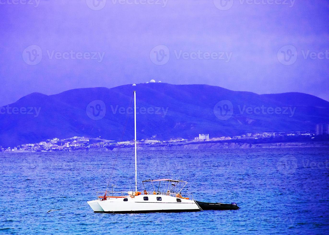 steamboat without a sail to the sea photo
