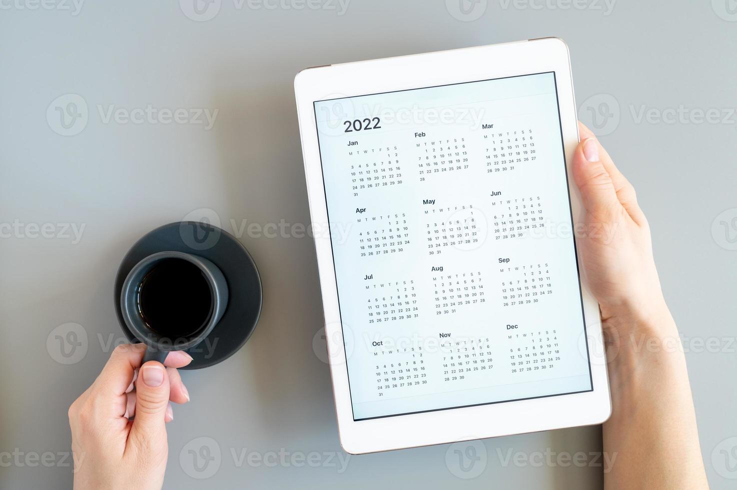tablet calendar 2022 photo