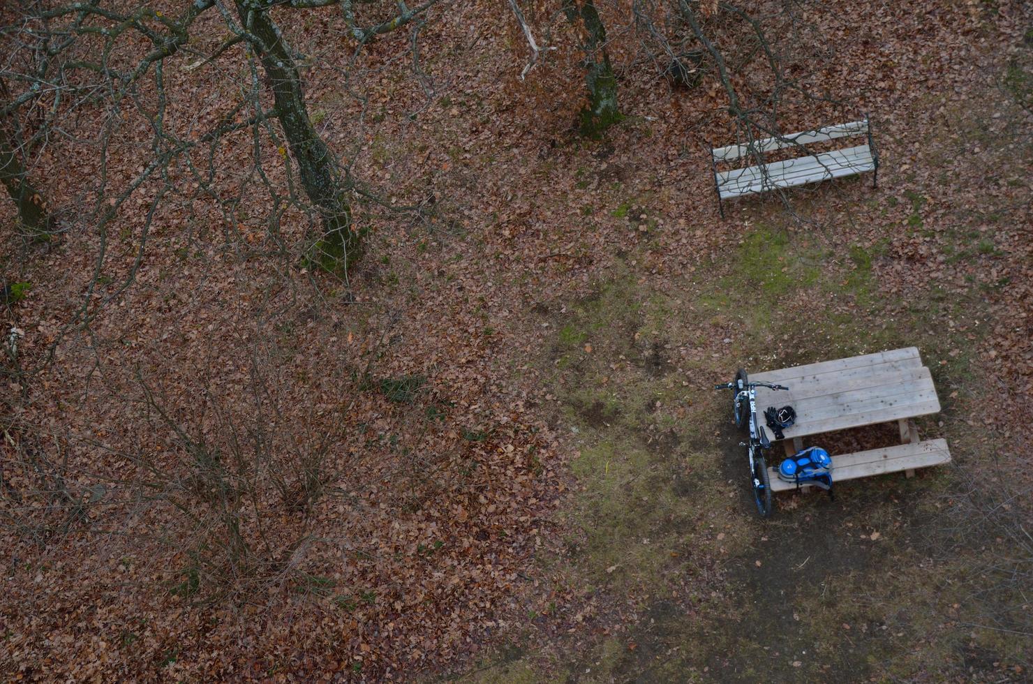 mountainbike from above photo