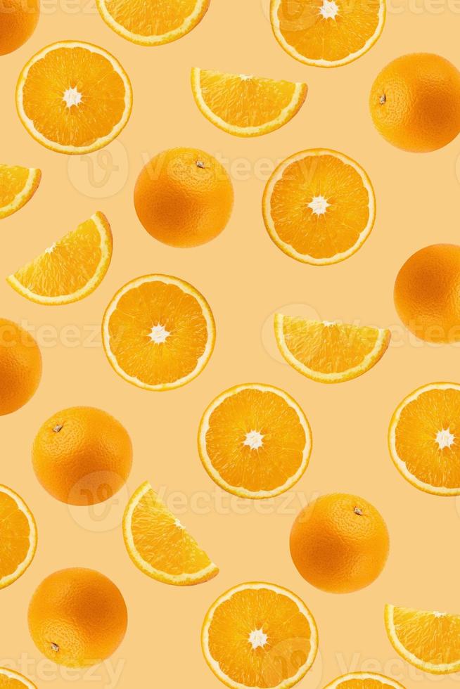 naranjas frutas y rodajas de naranjas fondo de alimentos saludables foto