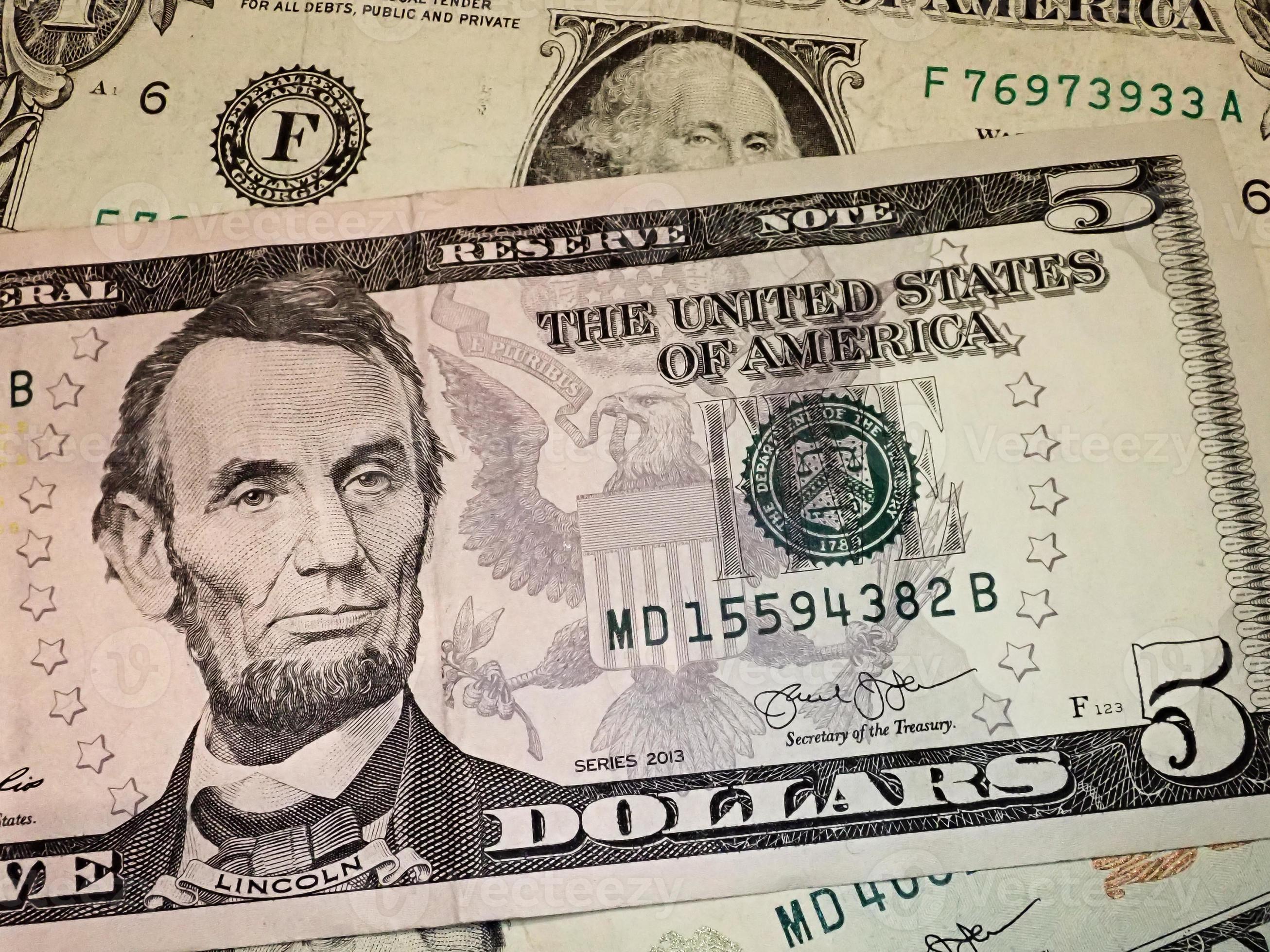 Abraham Abe Lincoln Face Portrait On 5 Dollar Bill Macro United States 