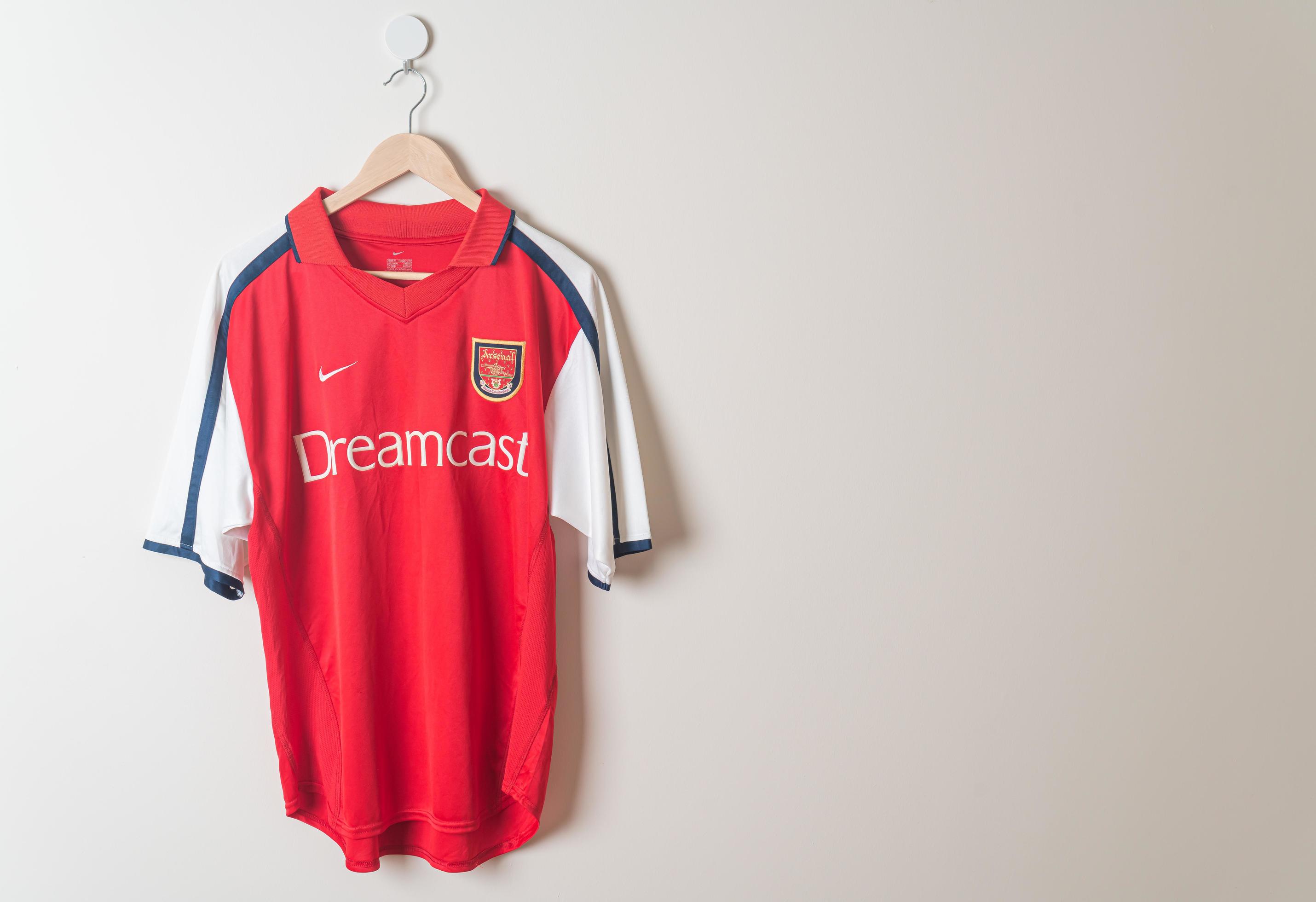 Bangkok, Thailand - Jan 18, 2022 - Arsenal retro shirt third jersey season  2019-2020 6873230 Stock Photo at Vecteezy