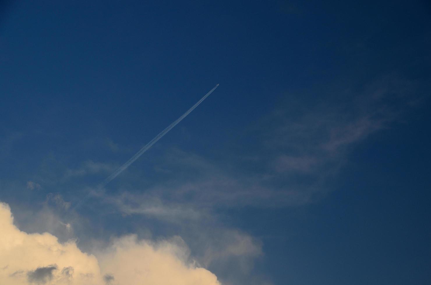avion desde la nube foto