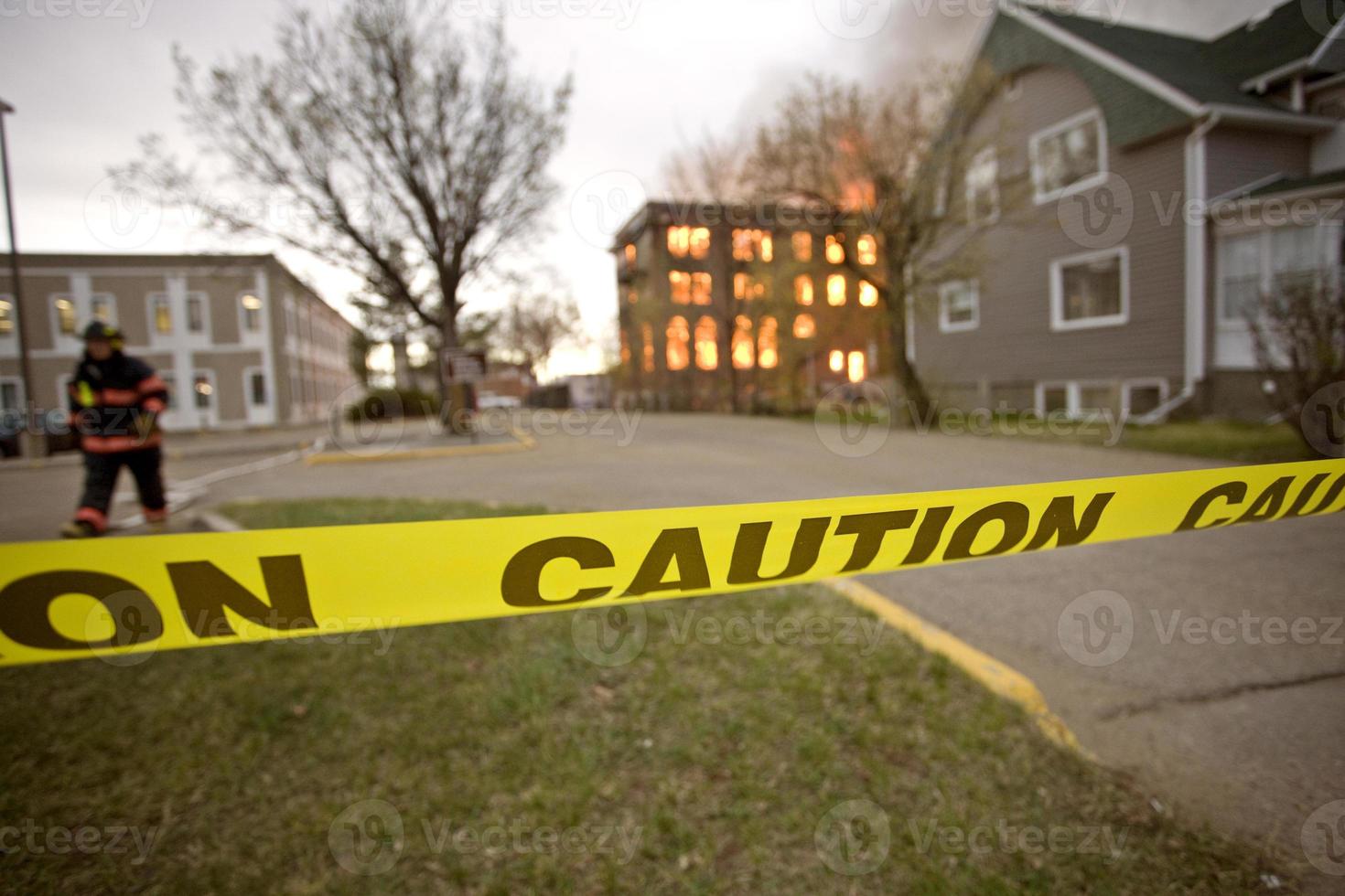 incendio en edificio saskatchewan foto