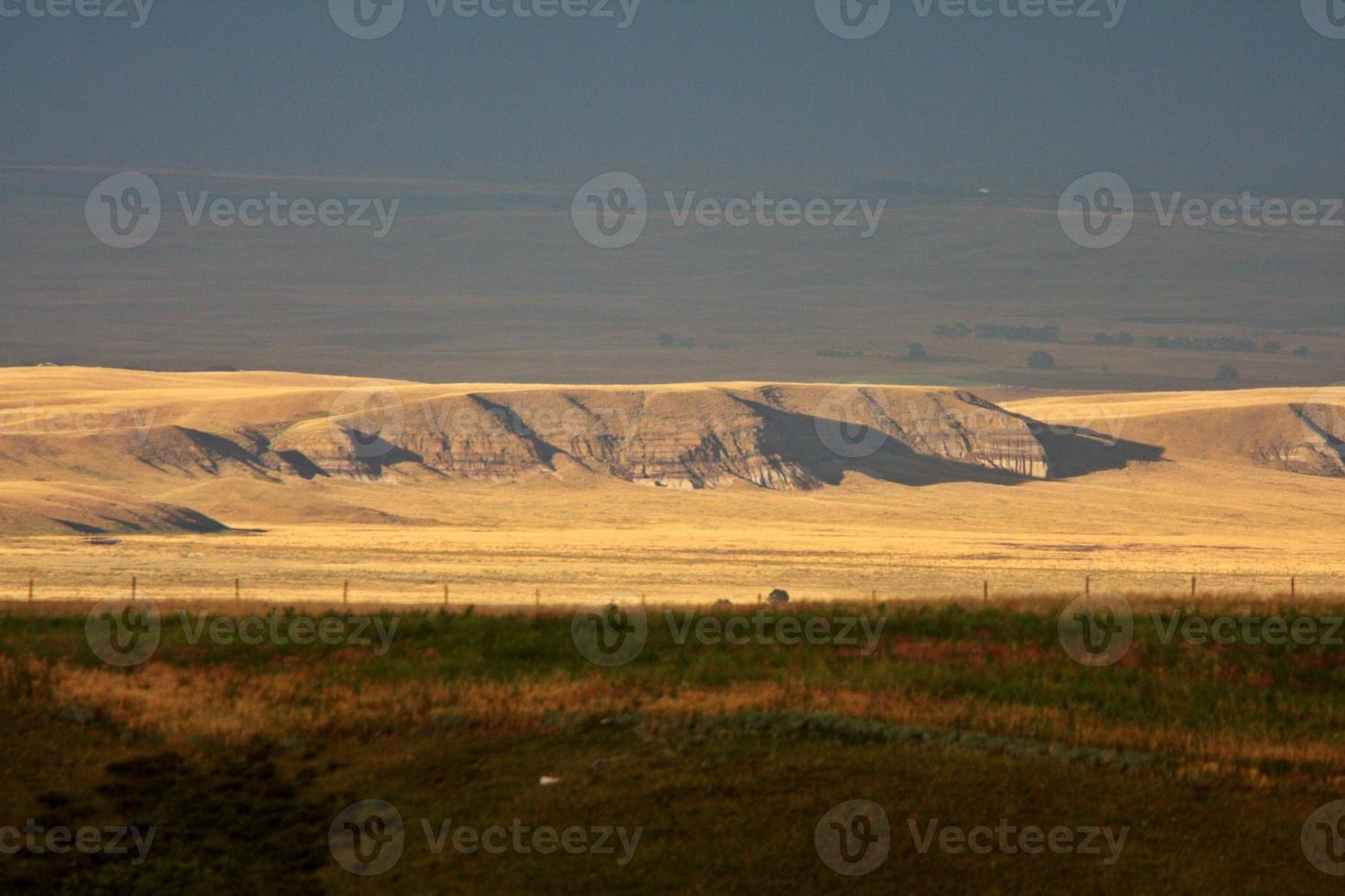 Big Muddy Valley of Saskatchewan photo