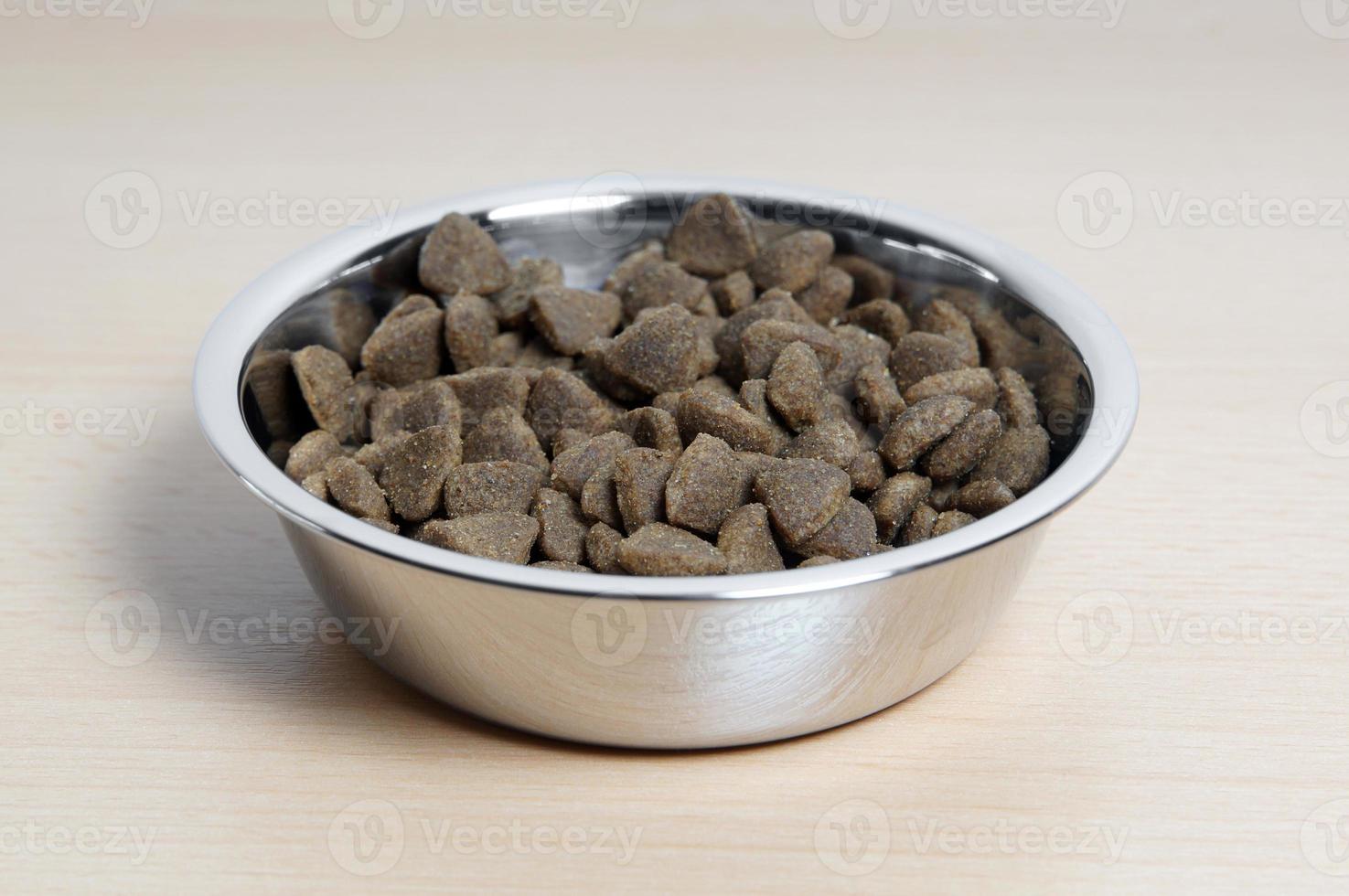 dry cat food or kibble 6240439 Stock Photo at Vecteezy