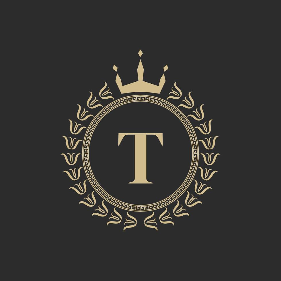 letra inicial t marco real heráldico con corona y corona de laurel. emblema clásico simple. composición redonda. estilo de gráficos elementos de arte para la ilustración de vector de diseño de logotipo