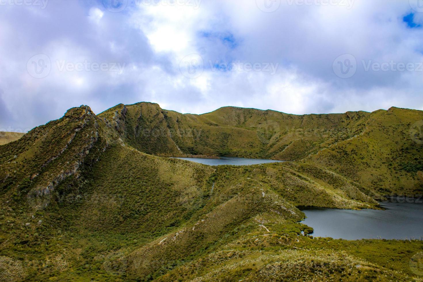 montaña, lago, cielo foto