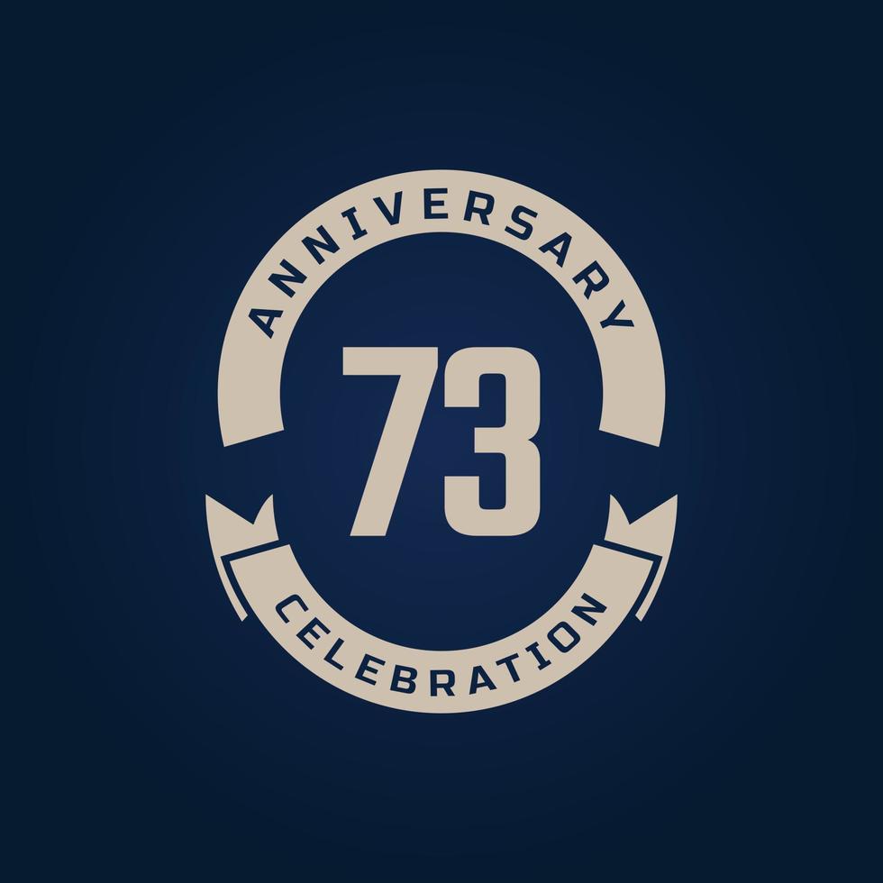 Celebración del aniversario de 73 años con color dorado para el evento de celebración, boda, tarjeta de felicitación e invitación aislada en el fondo azul vector