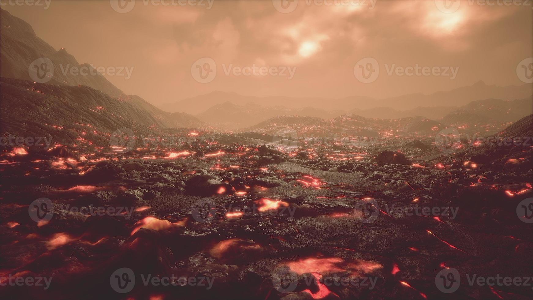 vista panorámica de una parte de un flujo de lava en la oscuridad foto