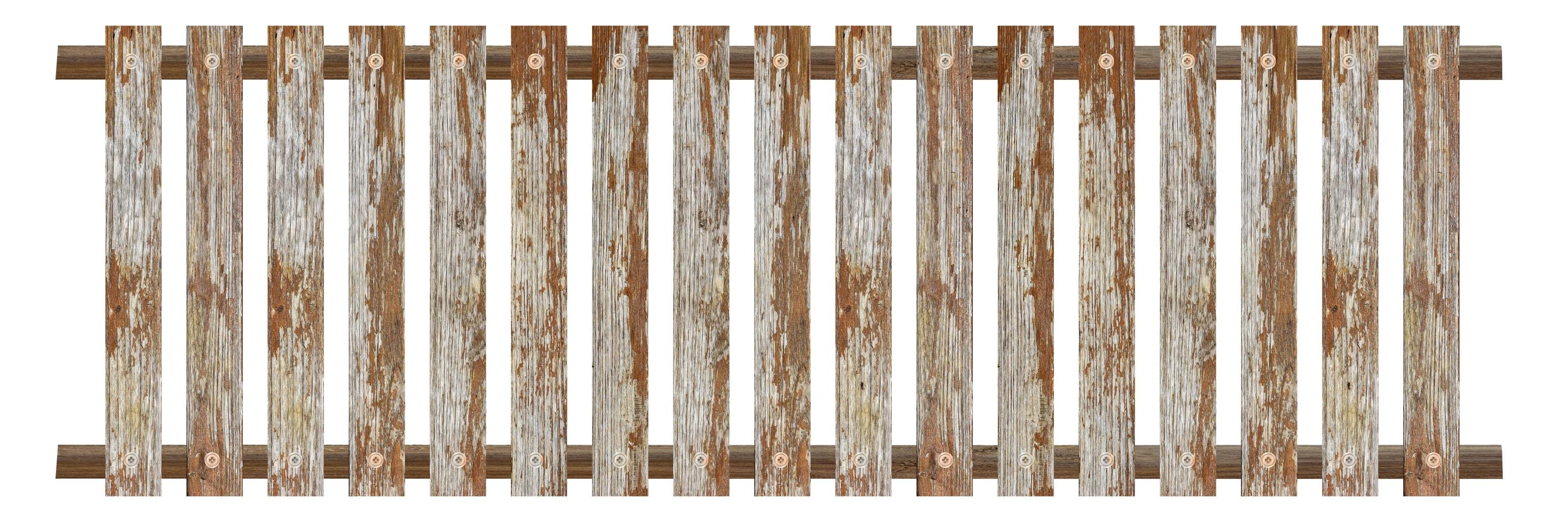 valla de madera aislada sobre fondo blanco. objeto con trazado de recorte. foto