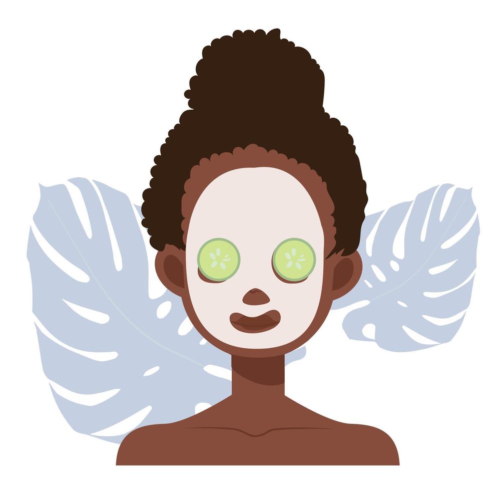 concepto de cuidado de la piel. mujer afroamericana con máscara y parche de pepino, día de spa. ilustración de personaje de dibujos animados de vector plano.