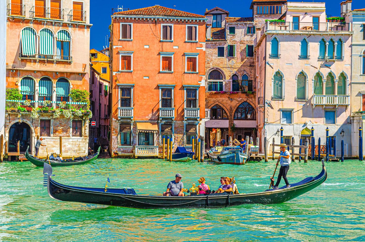 venecia, italia, 13 de septiembre de 2019 ciudad de venecia con gran canal foto