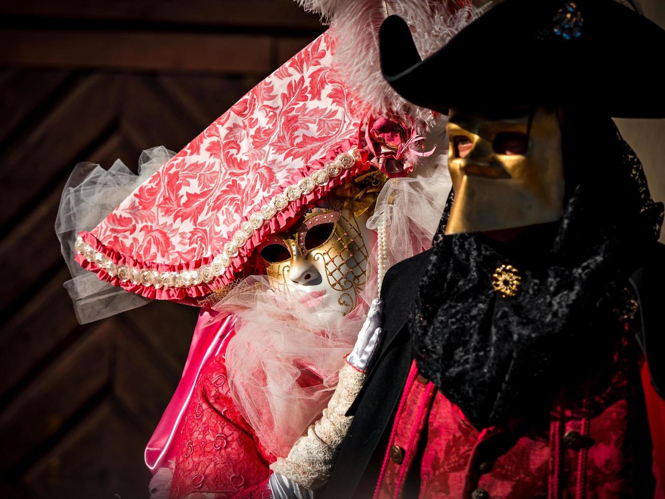 carnaval veneciano en rosheim, alsacia, francia. foto