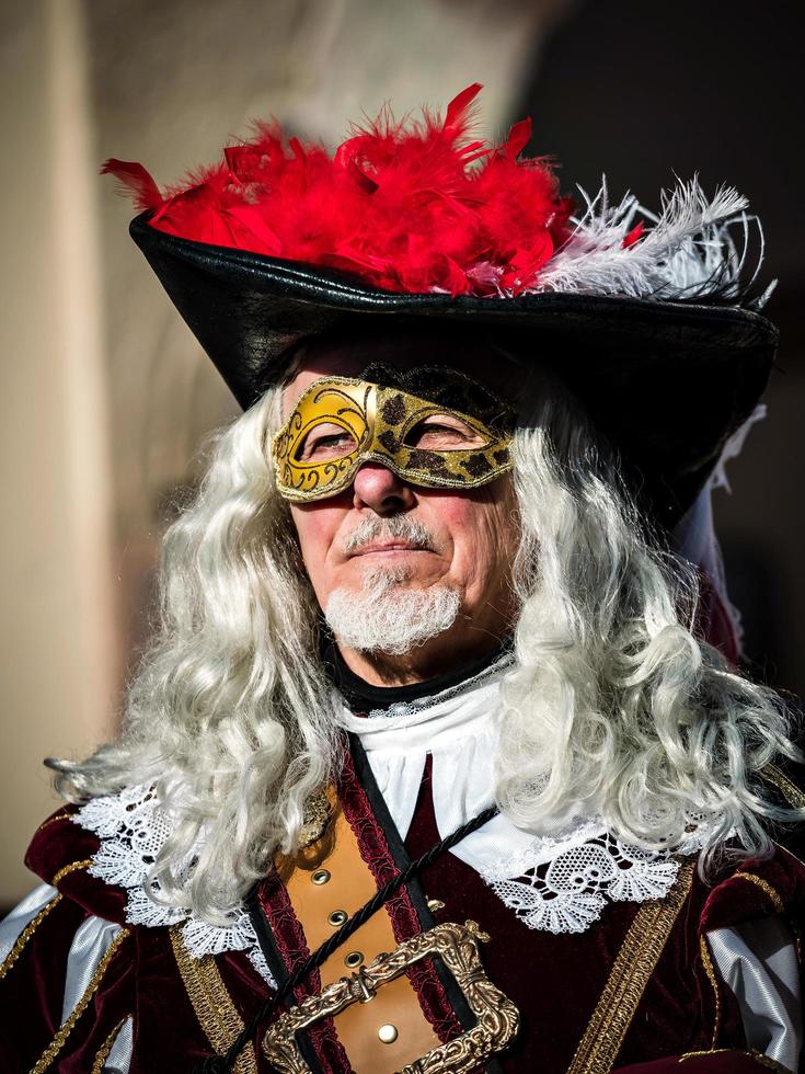 carnaval veneciano en rosheim, alsacia, francia. foto