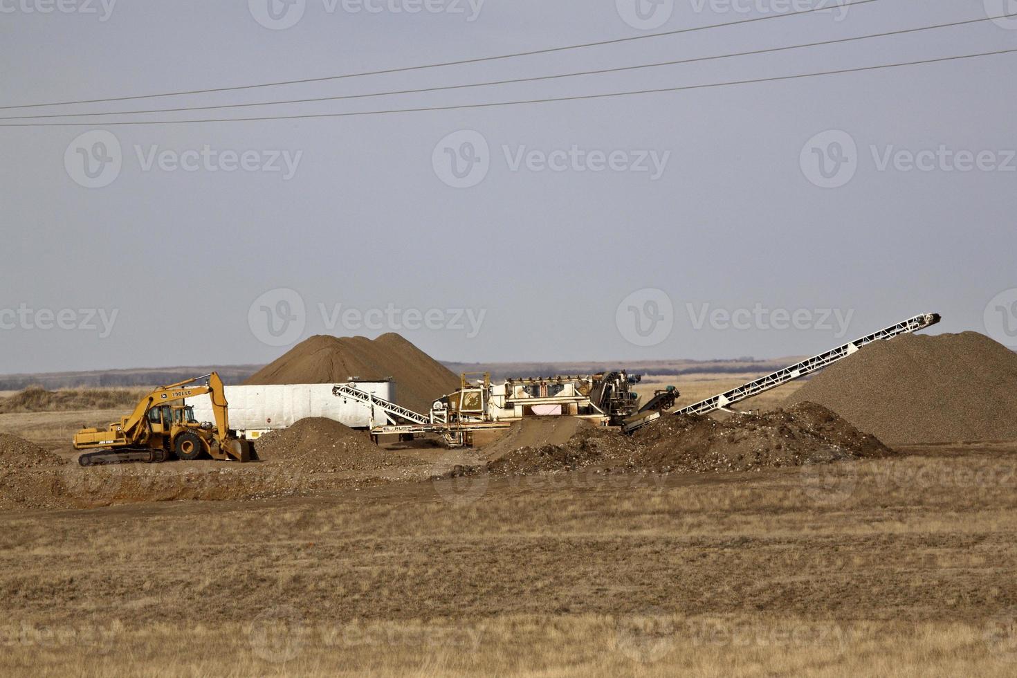 gravel pit machinery photo