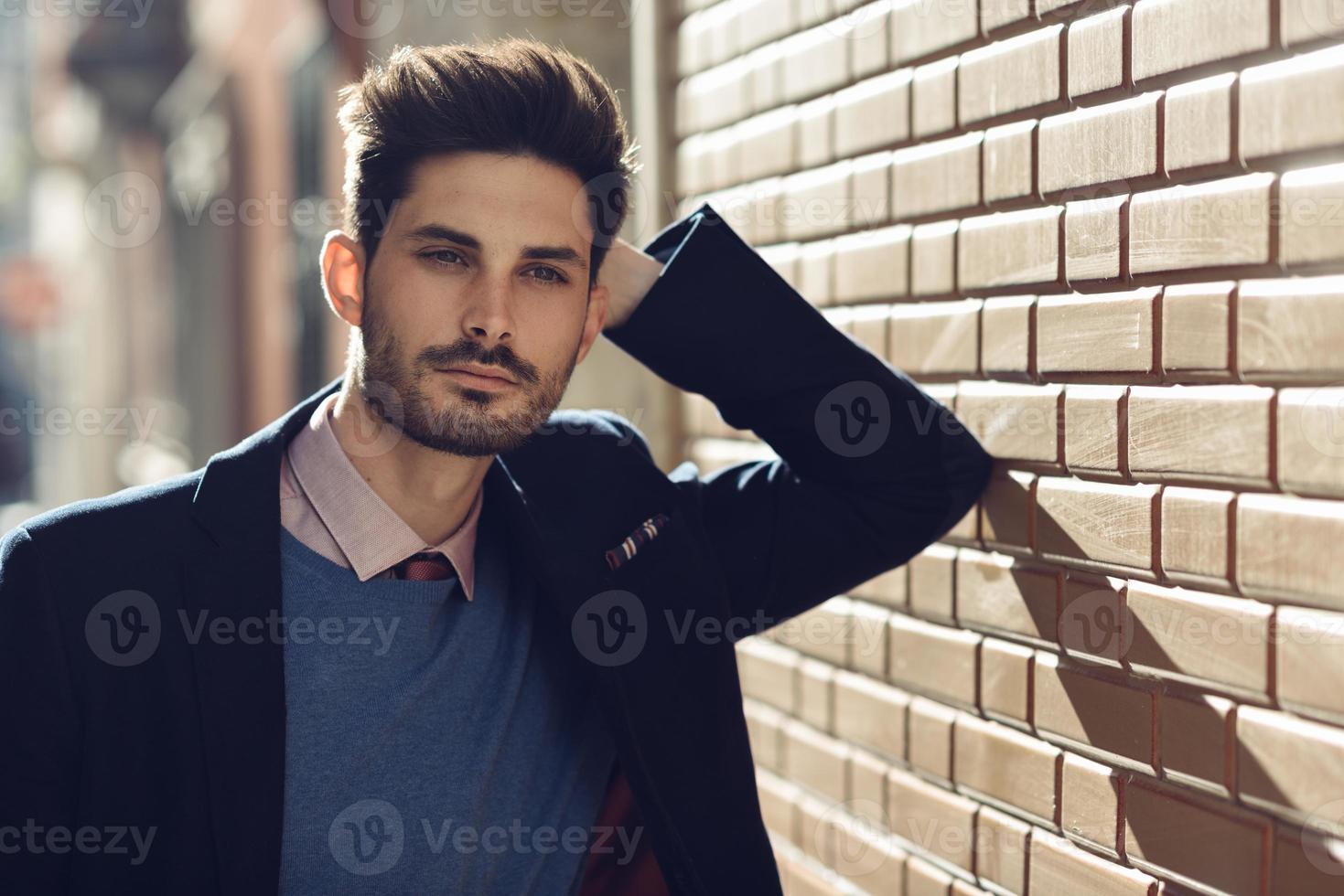 Attractive man wearing british elegant suit in the street. Modern hairstyle. 6519285 Stock Photo at Vecteezy Attractive man wearing british elegant suit in the street. Modern hairstyle. 6519285 Stock Photo at Vecteezy