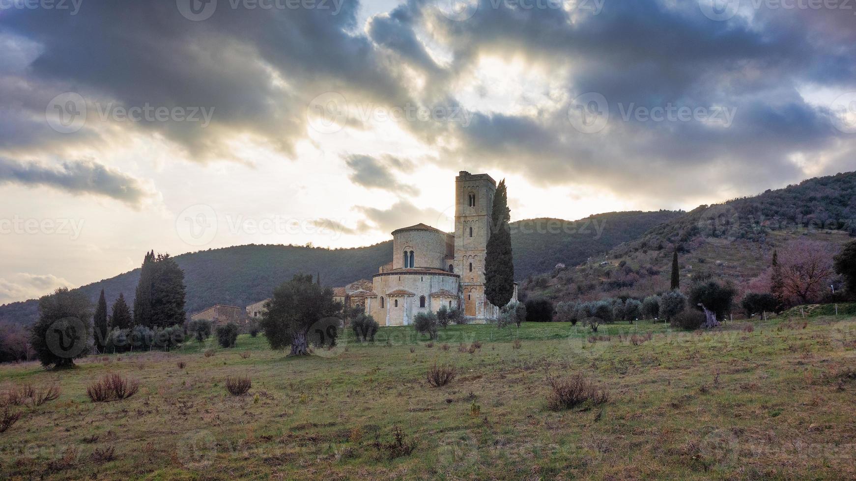 Abbey of SantAntimo in Tuscany photo