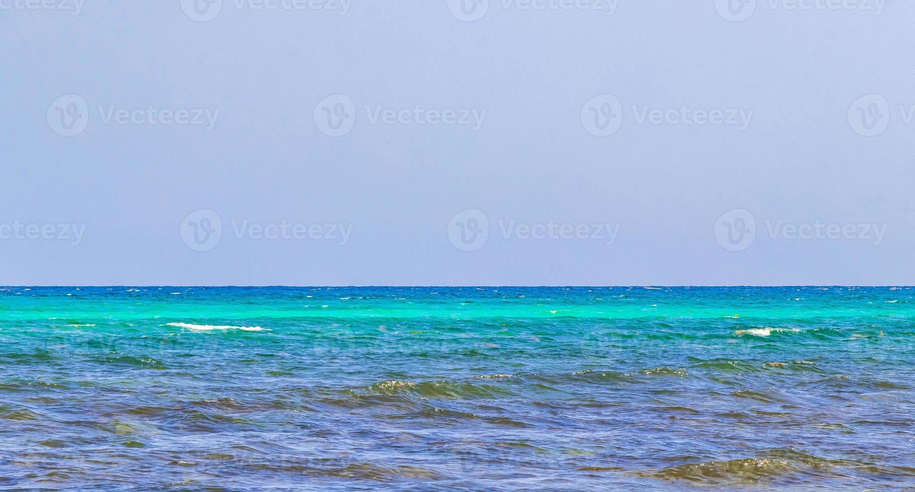 playa tropical mexicana cenote punta esmeralda playa del carmen mexico. foto