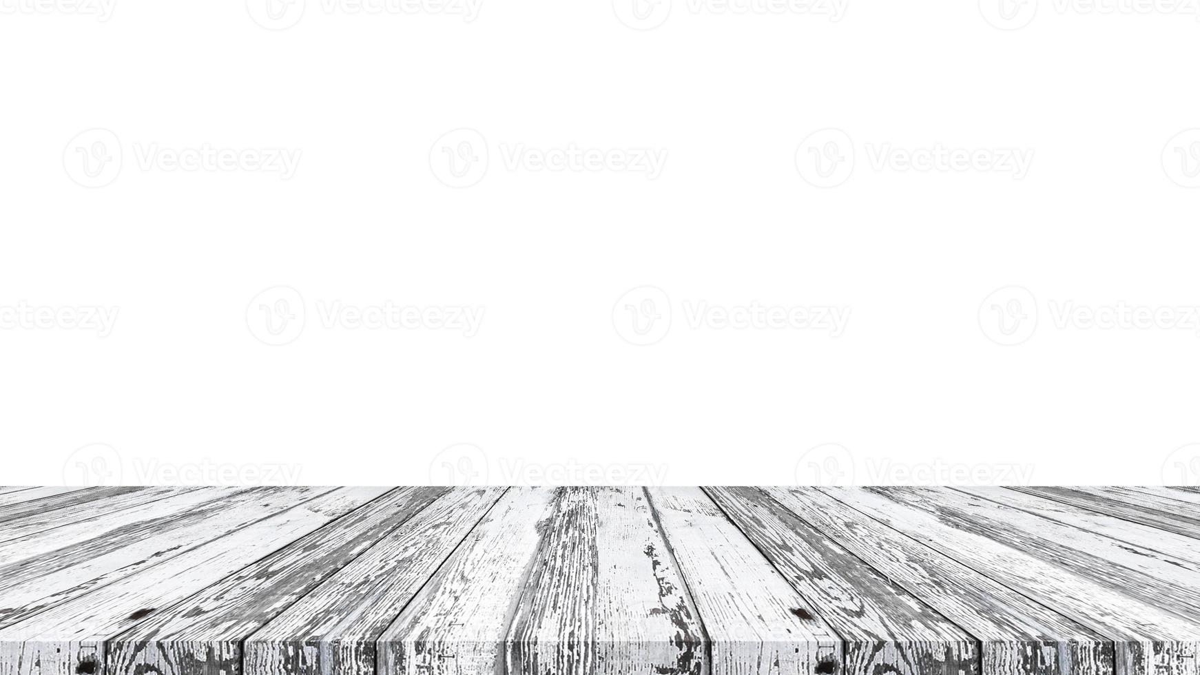 mesa de madera para exhibir o montar productos con fondo blanco en blanco. foto