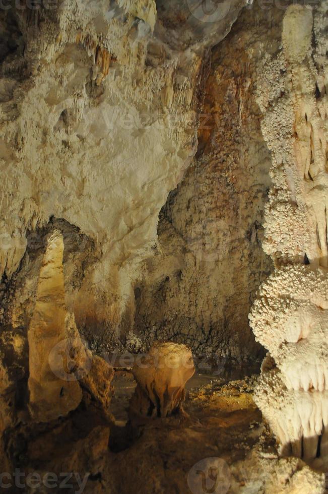 Grotte di Toirano caves photo