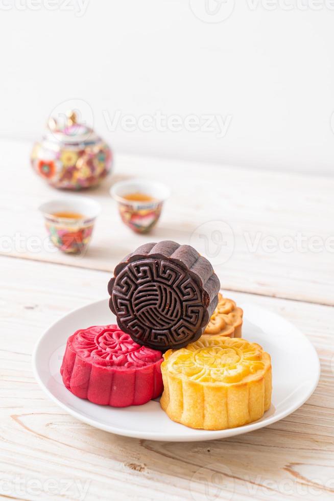 moon cake dark chocolate flavour photo