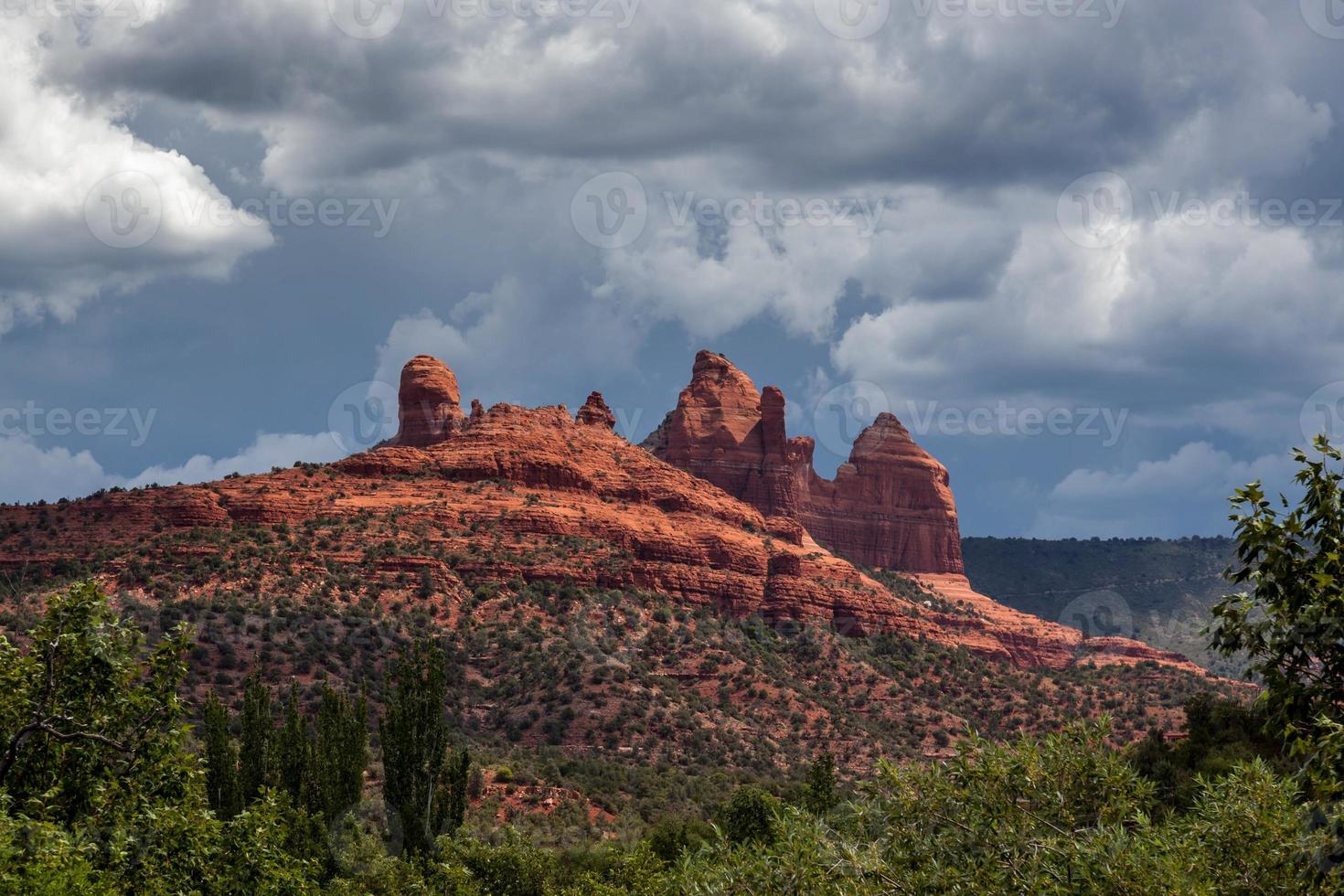 Mountains surrounding Sedona photo