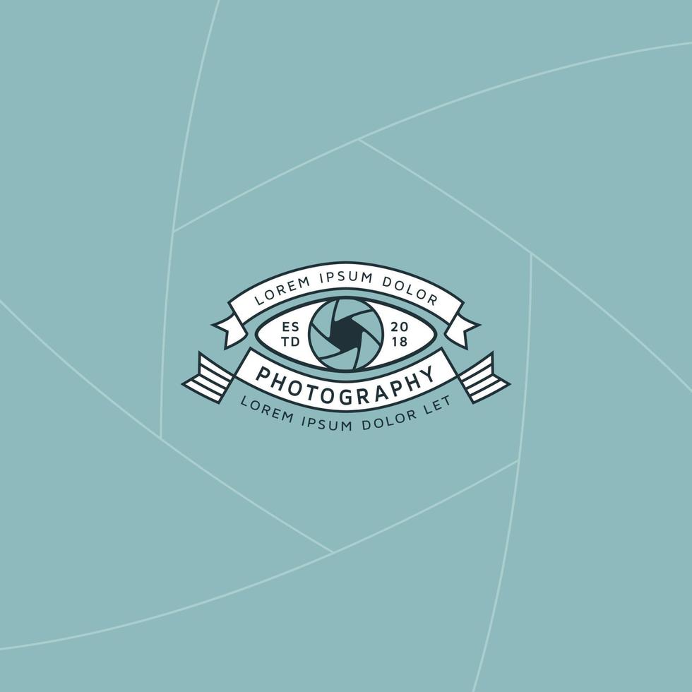 insignia y etiqueta del ojo de la cámara vector