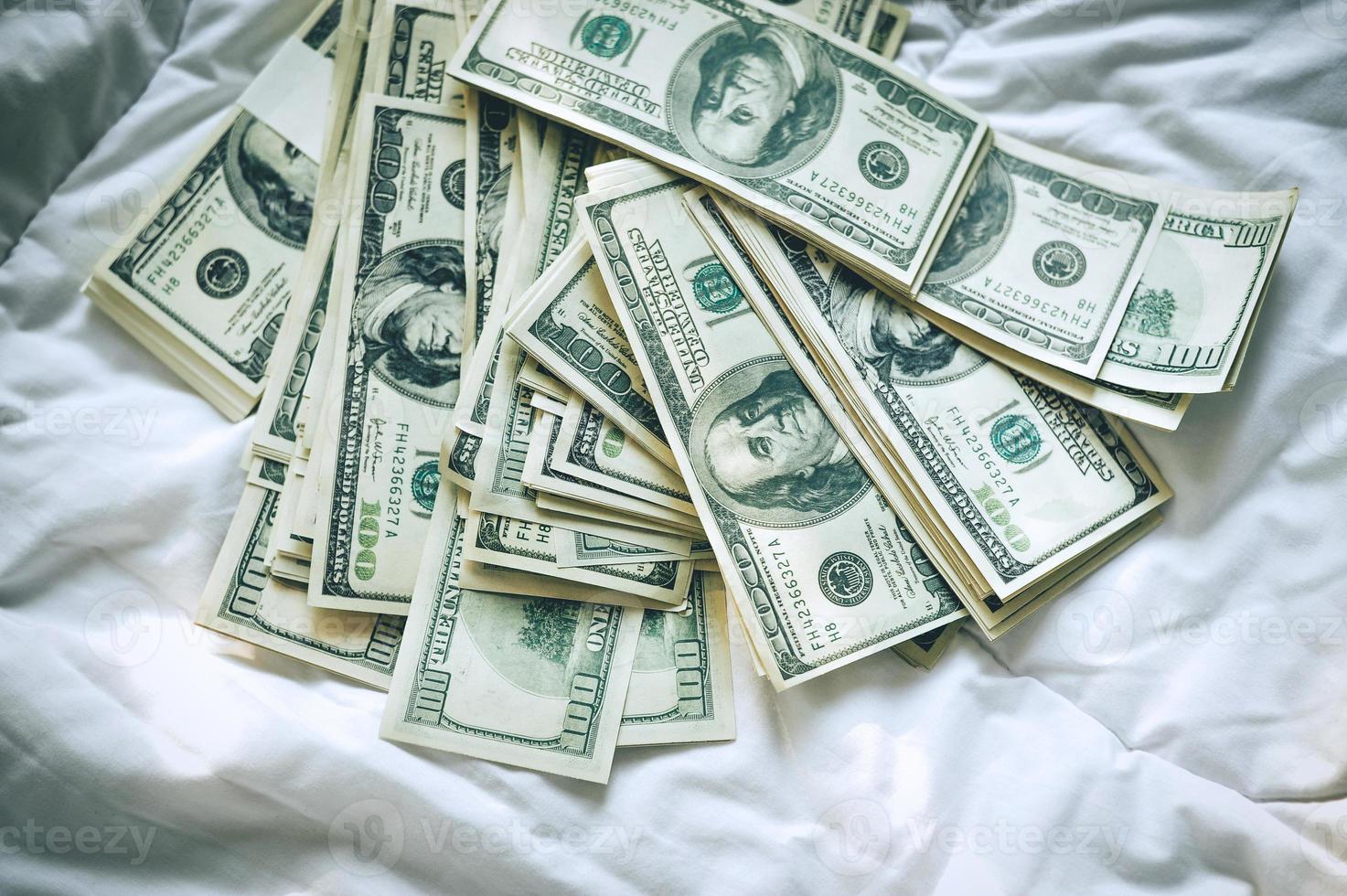 Background of the US Dollar - Landscape Layered together in several mattresses in white, white cloth, silver, which is worth enough. photo